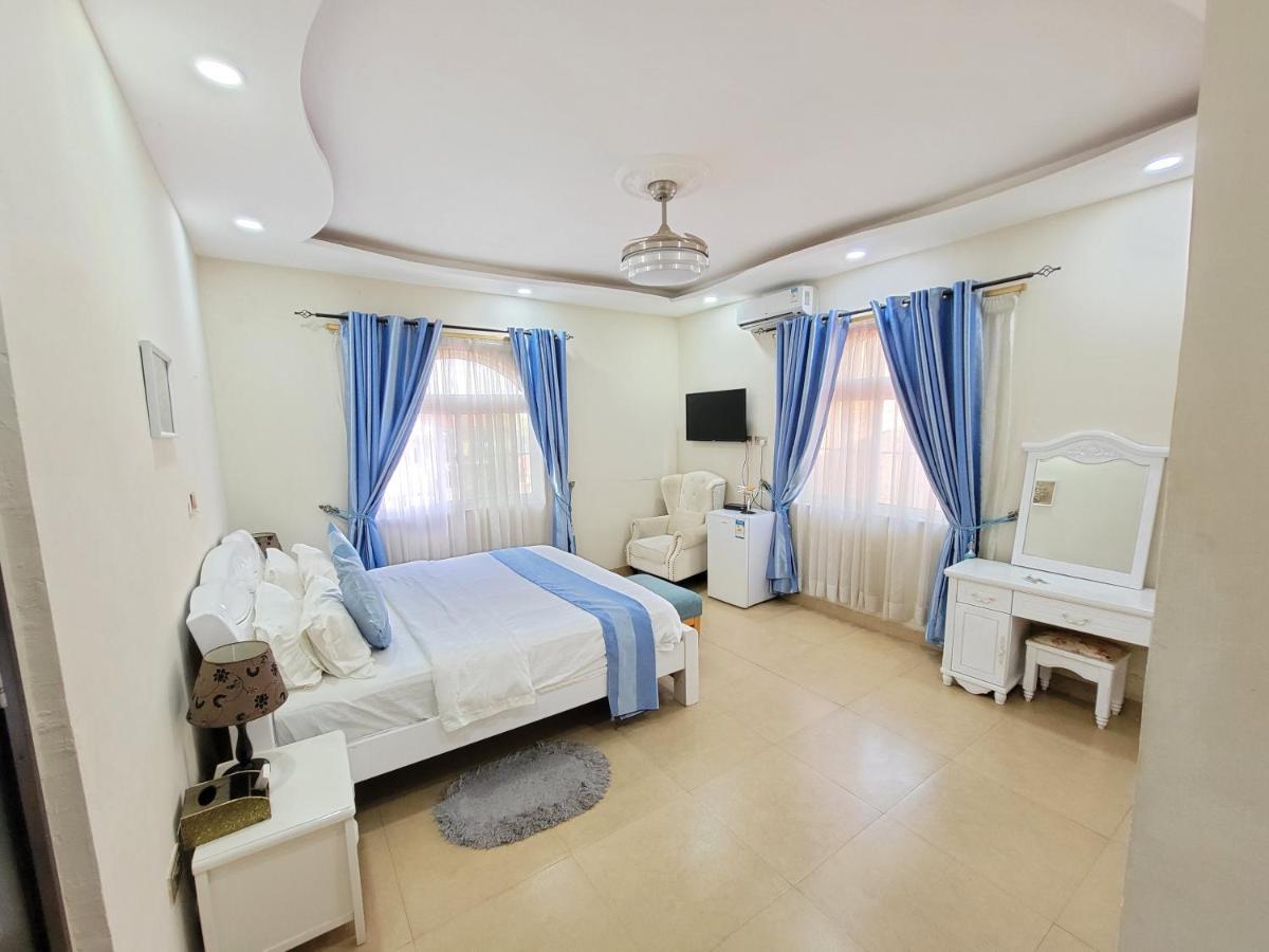 Afri-Royal Hotel 아크라 외부 사진